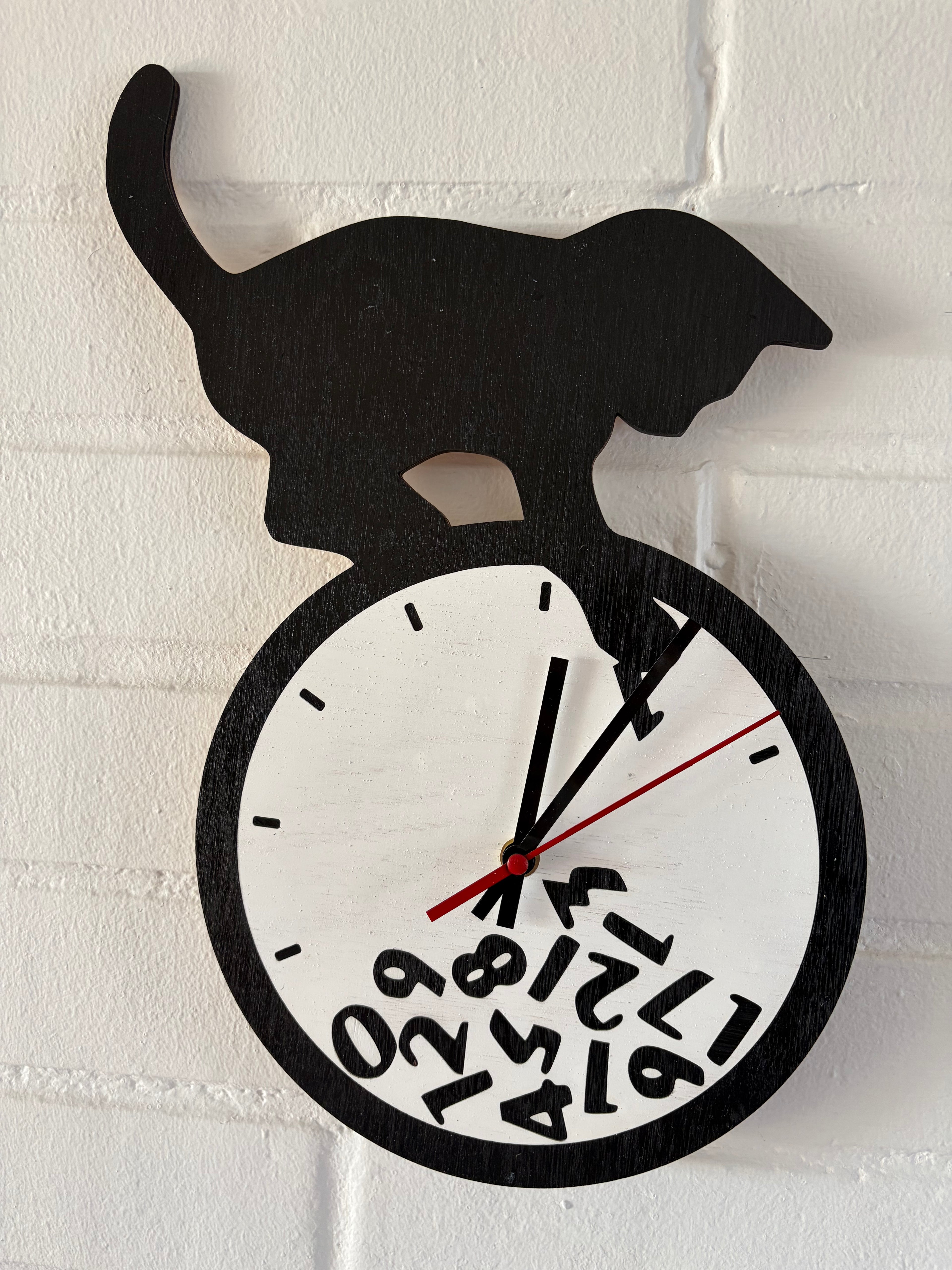 reloj de pared gato travieso