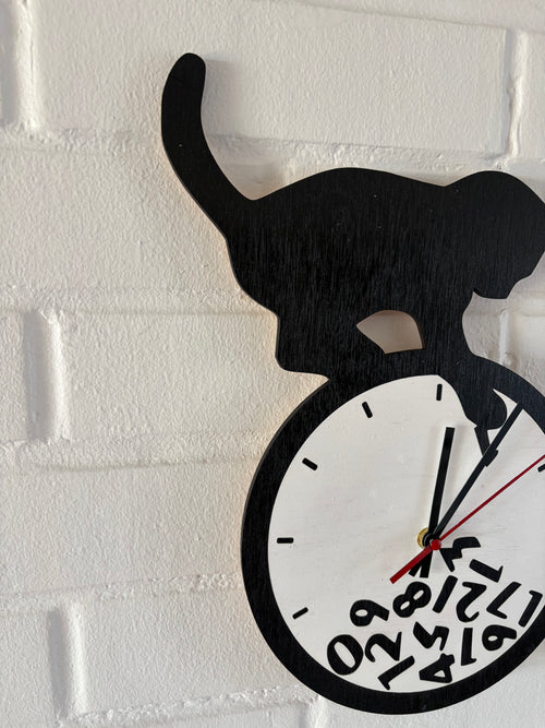 reloj de pared gato travieso